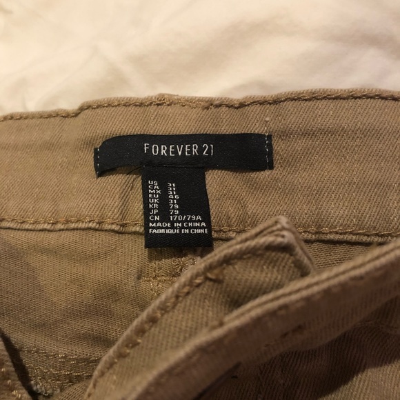 Comfty Tan shorts - Picture 2 of 3